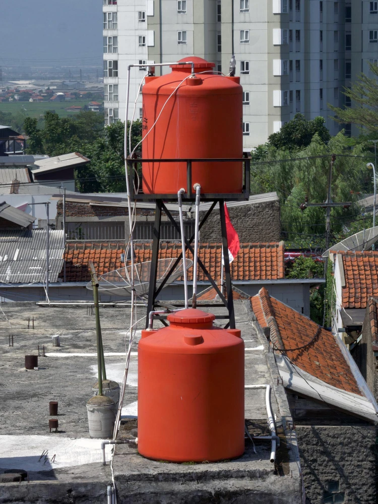 Limpeza de caixa d água predial