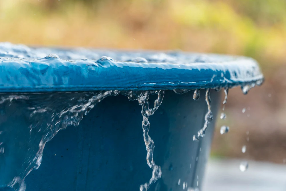 Orçamento de limpeza de caixa d'água no rj